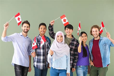 Why Canada Needs More Than 400000 Immigrants Per Year Talent Canada