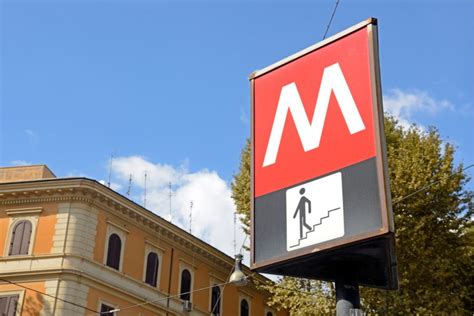 Transporte Público Em Roma Como Usar O Metrô Tram E ônibus