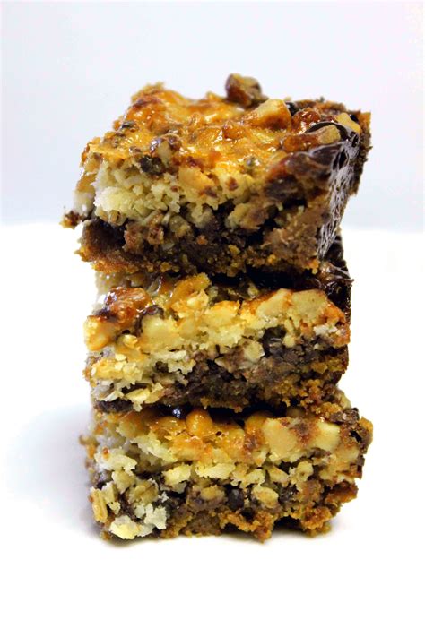 You could switch things up and add strawberries, caramel, oreo crumbles. Seven-Layers-Cookie-Bar2.jpg 3,456×5,184 pixels | Yummy ...