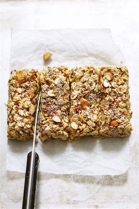 This homemade peanut butter granola bars recipe is so easy! No-Bake Chewy Granola Bars With Almonds, Flax and Chia ...
