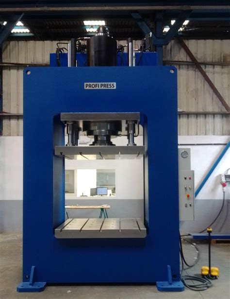 Another Big Boy Ready For Shipment Special 500 Ton Hydraulic Press