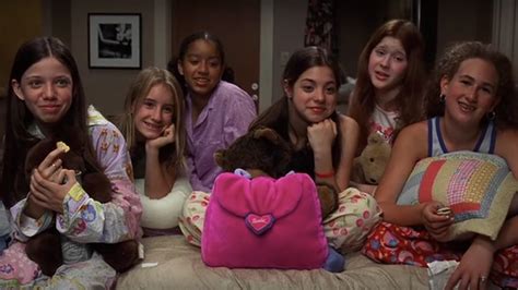 13 going on 30 s epic slumber party scene was just as much fun as it looked according to the cast