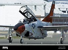 La Marina de LOS ESTADOS UNIDOS A T-2C Buckeye, asignado a los Estados ...