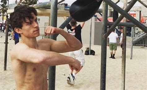 tom holland spider man workout routine and diet plan how he got ripped for marvel