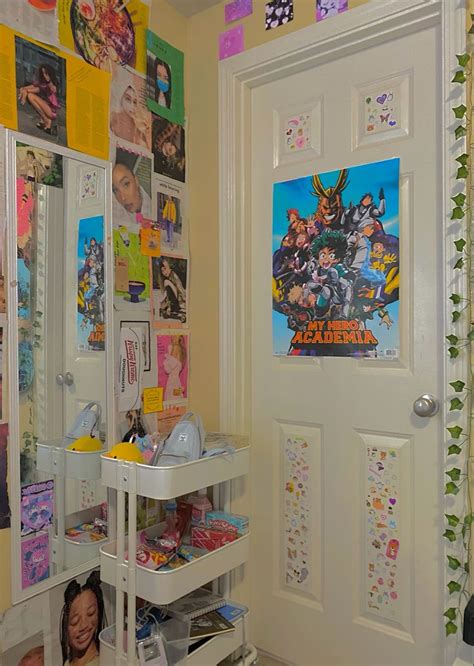 Aesthetic Anime Bedroom 🍄 In 2021 Otaku Room Cute Room Ideas