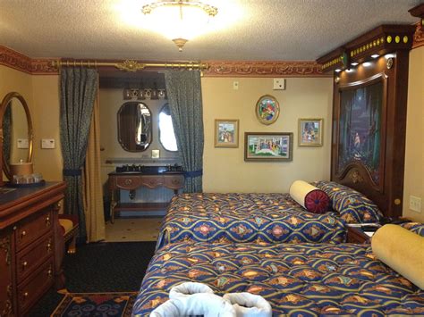 Port Orleans Riverside Royal Guest Rooms In The Magnolia Bend Mansion