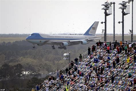 Official 2021 daytona 500® ticket & travel packages are on sale now with primesport, the official travel provider of daytona international speedway®! Trump and Melania arrive at Daytona 500 with Air Force One flyover and take a race track lap ...