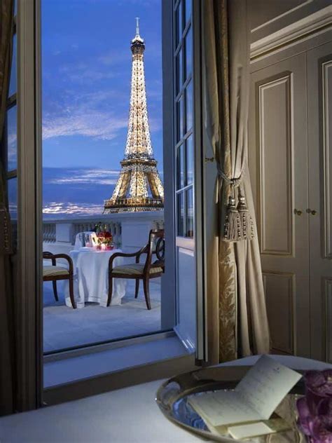 Top 18 Hotels With A View Of The Eiffel Tower In Paris Itsallbee Solo Travel And Adventure