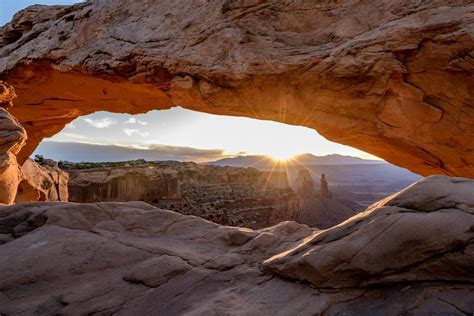 Mesa Arch Amazing America