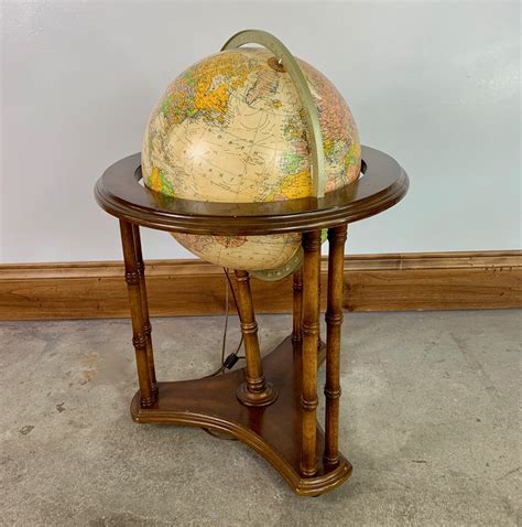 Globe World Floor Standing Wood Frame With Light Out Of The Box