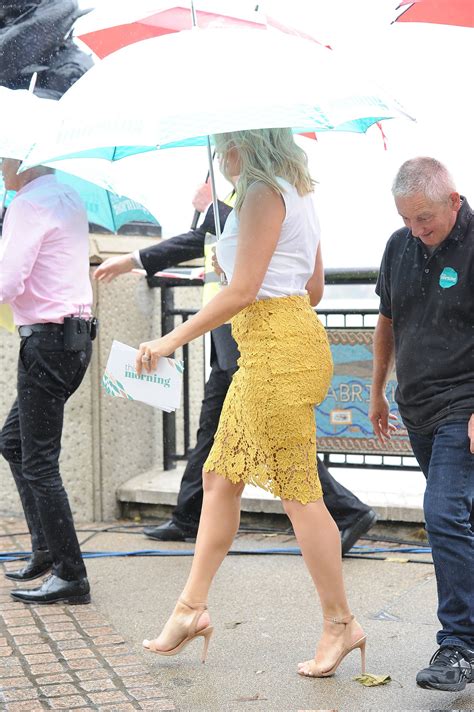 Holly Willoughbys Bum On Twitter The Side Profile Is Special Here 🍑