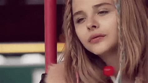 Moretz Gifs Find Share On Giphy