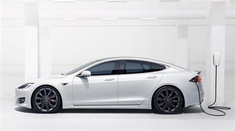 Tesla Model S Long Range Plus es el coche con más autonomía del mundo