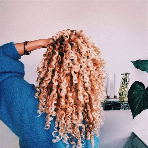 𝐩𝐢𝐧𝐭𝐞𝐫𝐞𝐬𝐭 𝐨𝐫𝐥𝐱𝐧𝐞𝐯𝐥𝐲♡ In 2020 Spiral Hair Curls Curly Hair Styles