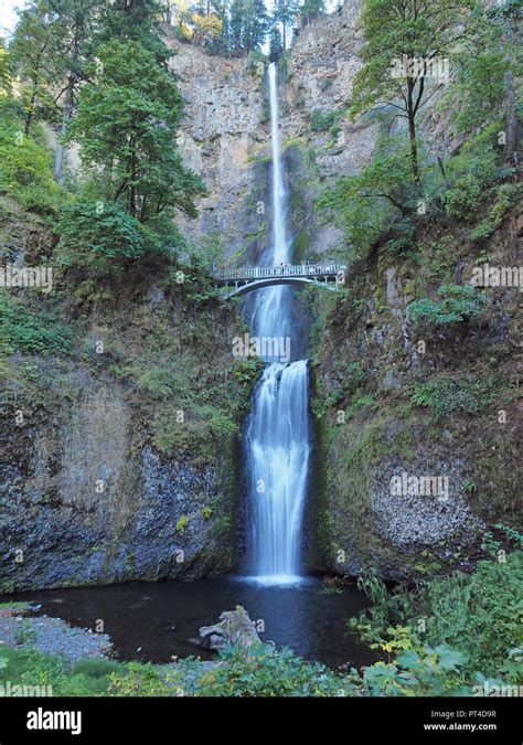 Multnomah Falls In The Columbia River Gorge Near Portland Oregon Stock