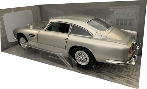 Aston Martin Db5 1964 In Silver Birch 118 Scale Diecast Classic Car