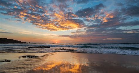15 Tips On How To Photograph The Sunrise By A Professional