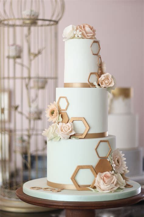 Contemporary Wedding Cake Wedding Cake Roses Modern Wedding Cake