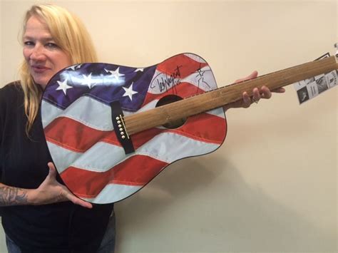 Mule Deer Foundation Ted Nugent Guitar To Be Auctioned