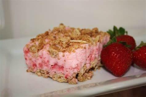 Frosty Strawberry Squares Oamc Sliced Almonds Walnuts Cooking Time