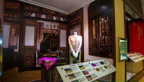 Check out updated best hotels & restaurants near national museum guests are captivated at the entrance by the beautiful murals illustrating the rich malaysian culture. National Textile Museum Price 2020 + [Online DISCOUNTS ...