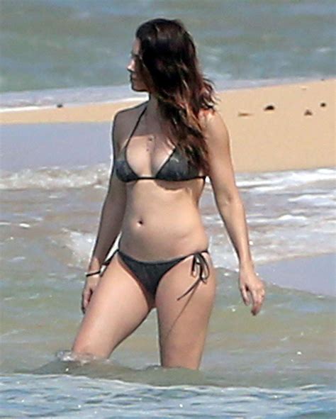 Jessica Biel Wearing Bikini On A Beach In Maui GotCeleb