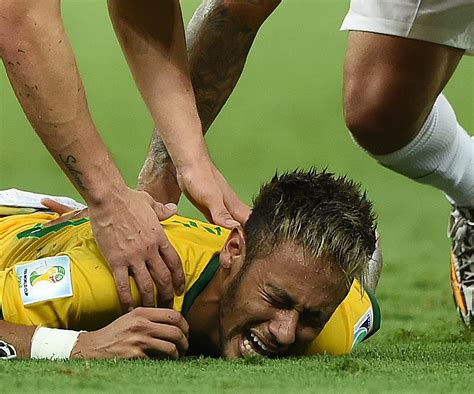 Neymar Blessure 2014 Coupe Du Monde