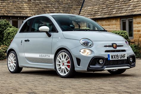 Abarth 595 Range Updated For 2019 Carbuyer