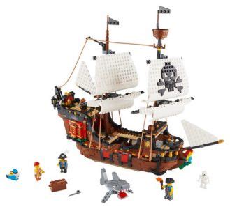 This awesome, detailed set features a pirate ship with moving sails, cannons and a cabin with opening roof and sides, 3 minifigures. LEGO 31109 Creator Pirate Ship - TONY TOYS Loja de Brinquedos
