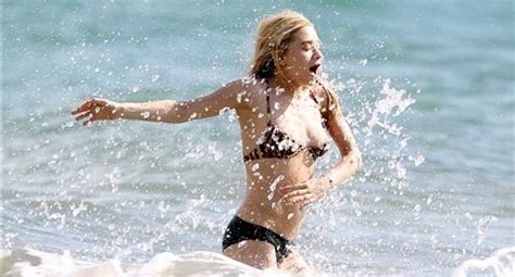 Ashley Olsen Skimpy Bikini Pics