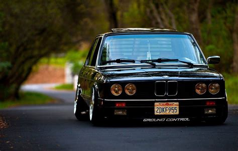 Bmw E28 5 Series Stance 535i Bmw E28 Bmw Bmw Wagon