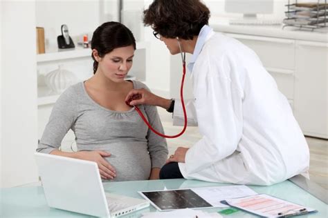 Top Five Factors To Consider When Choosing The Obstetrician Right For You