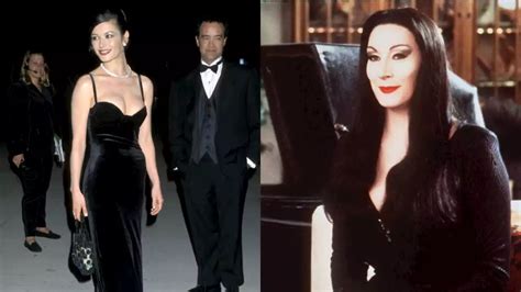 13 Looks Que Comprueban Que Catherine Zeta Jones Nació Para Ser Morticia Addams