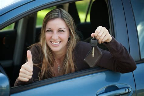 Compare drivers with points insurance with quotezone. Is Car Insurance Cheaper For First Time Drivers Over 30 Years Of Age - Tips To Lower Rate Today ...