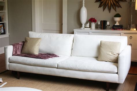 Comments about jasper 86 sofa. dwell and tell: Jasper Sofa in Da House