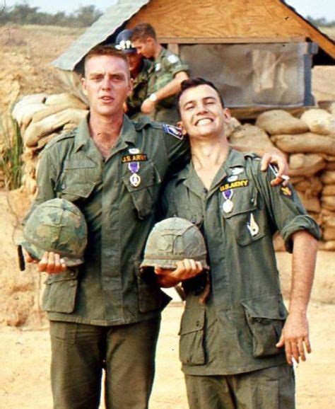 Men Of The 173rd Airborne Brigade Awarded Purple Hearts Vietnam War Vietnam Vietnam War Photos