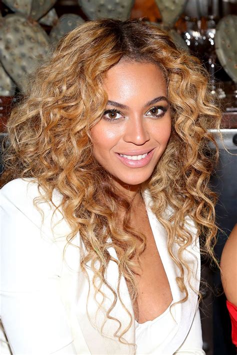 The Complete Evolution Of Beyoncés Hair Beyonce Hair Curly Hair