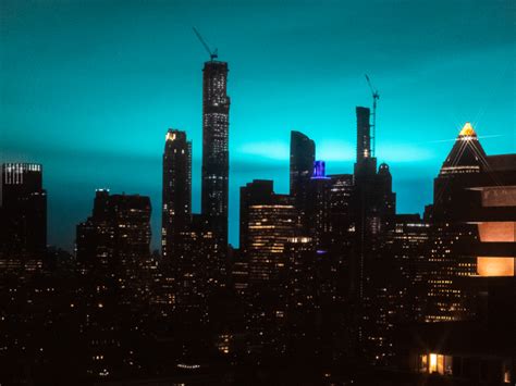 Alien Invasion Jokes Abound After New York City Sky Lit By Eerie