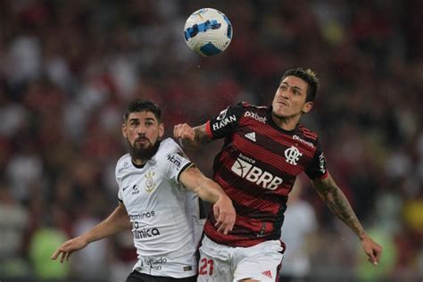 Libertadores Flamengo X Corinthians Faz Sbt Bater A Globo Na Audiência IstoÉ Independente