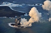 日本海底火山爆發 產生200公尺新小島 | 大紀元