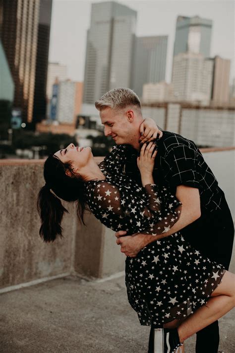 Dallas Parking Garage Couples Photoshoot Engagement Pictures Poses Engagement Photo Session