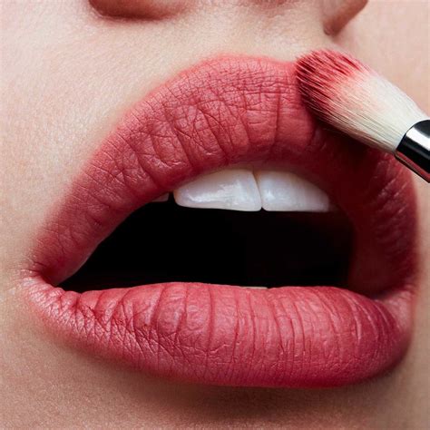 Powder Kiss Lipstick Sexy But Sweet Labial De Mac Cosmetics En Sephora México