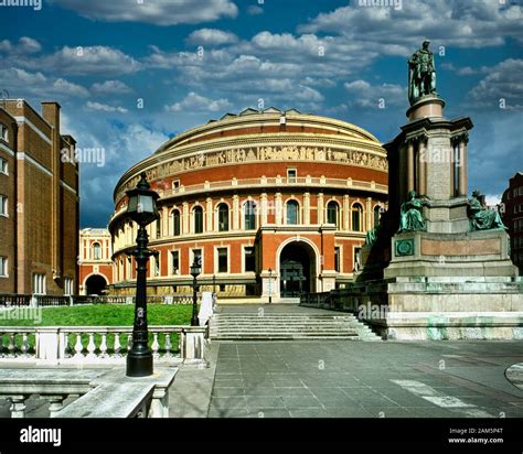 Royal Albert Hall South Kensington Hi Res Stock Photography And Images