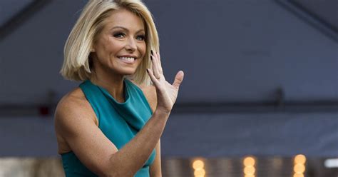 Kelly Ripa Can Teach Us A Thing Or Two About Managing Anger Huffpost Life