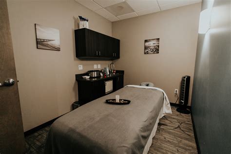 Hand And Stone Massage And Facial Spa Cpm