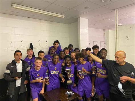 Tooting And Mitcham Fc Coach Full Of Pride As U15s Lift Tandridge Cup Local News News