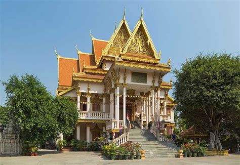 7 Temples In Phnom Penh