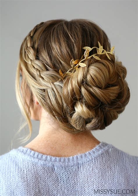 Learn how to make a diy 4 strand paracord braid and from here, create more cool paracord projects using the technique. Four Strand Braid Updo | Missy Sue