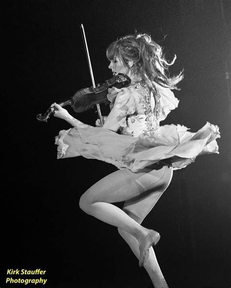 Pin By Manuel Rios On Lindsey Stirling Lindsey Stirling Violin Lindsey Stirling Female Musicians