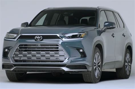 Toyota Grand Highlander Could Be The 3 Row Suv Made In Princeton